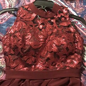 2-piece speechless dress in Wine.